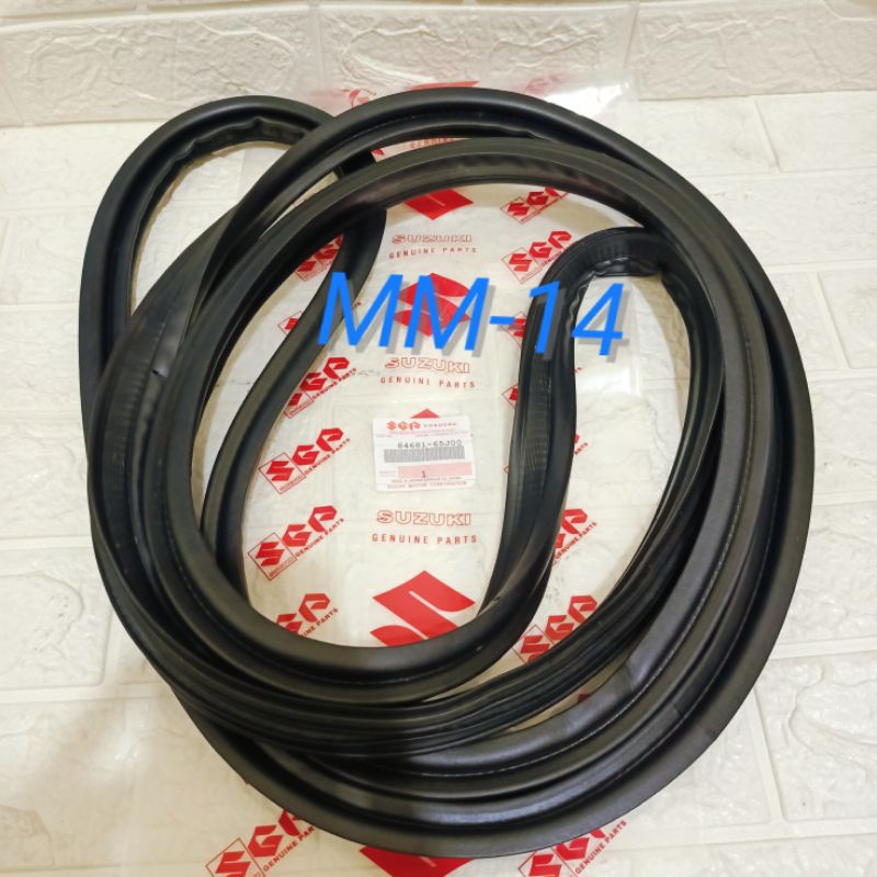 KARET PINTU BELAKANG BAGASI VITARA GRAND VITARA ORIGINAL