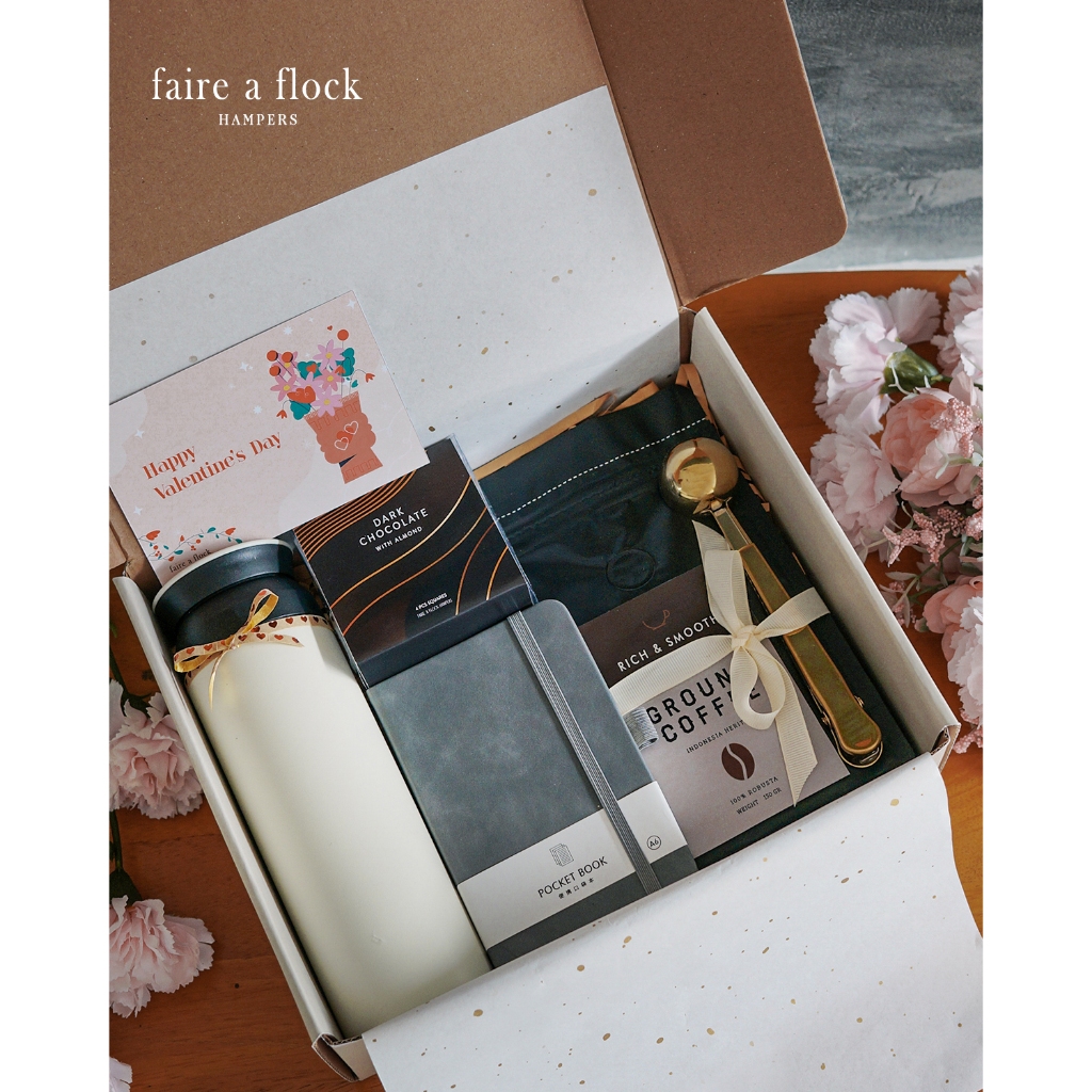 

hampers anniversary pacar Kado terima kasih pacar cowok hampers gift anniversary hadiah birthday custom tumbler