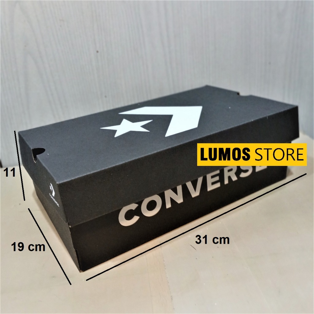 

Kotak Kado kardus Converse gift box