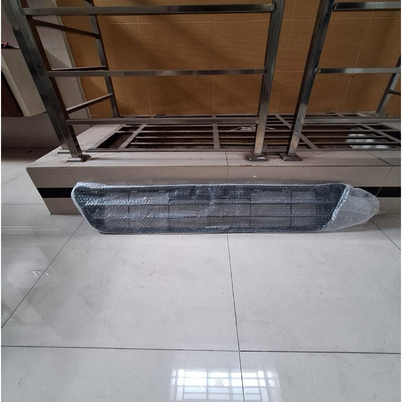 Grill bemper depan mobil innova tahun 2008 cmr