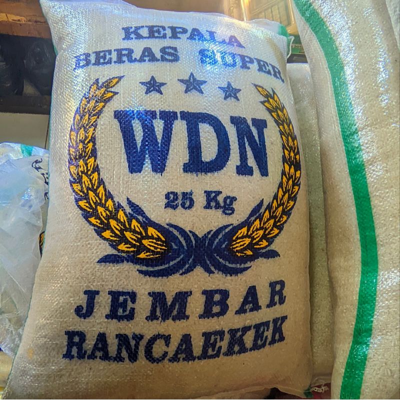 

beras premium WDN rancaekek isi 25kg
