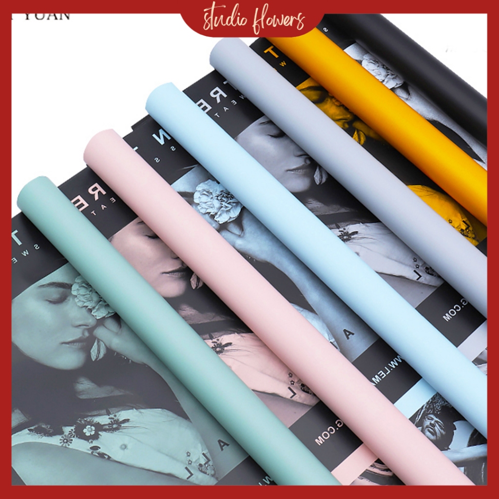

Flower Wrapping Paper Magazine Majalah Kertas Buket Bunga Motif Majalah Paper Buket KB6014