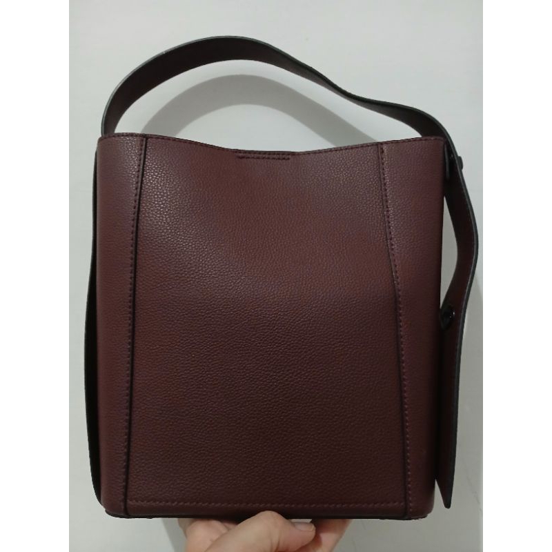 Preloved hush puppies petunia