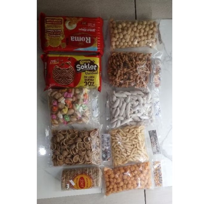 

Cemilan/jajan isian toples all variant rasa tulis d note /bisa chat