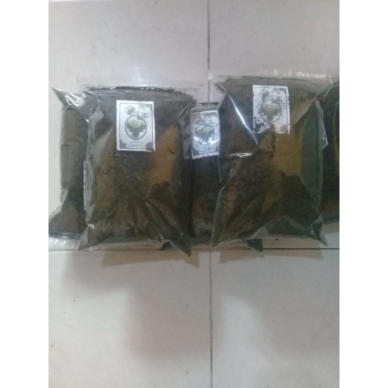 

Teh hijau .500 gram .