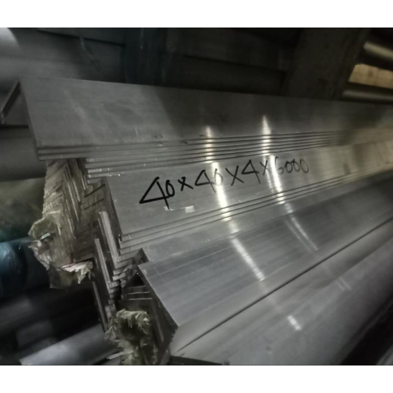 Siku Alumunium Tebal 4mm x 40mm x 40mm harga/10cm