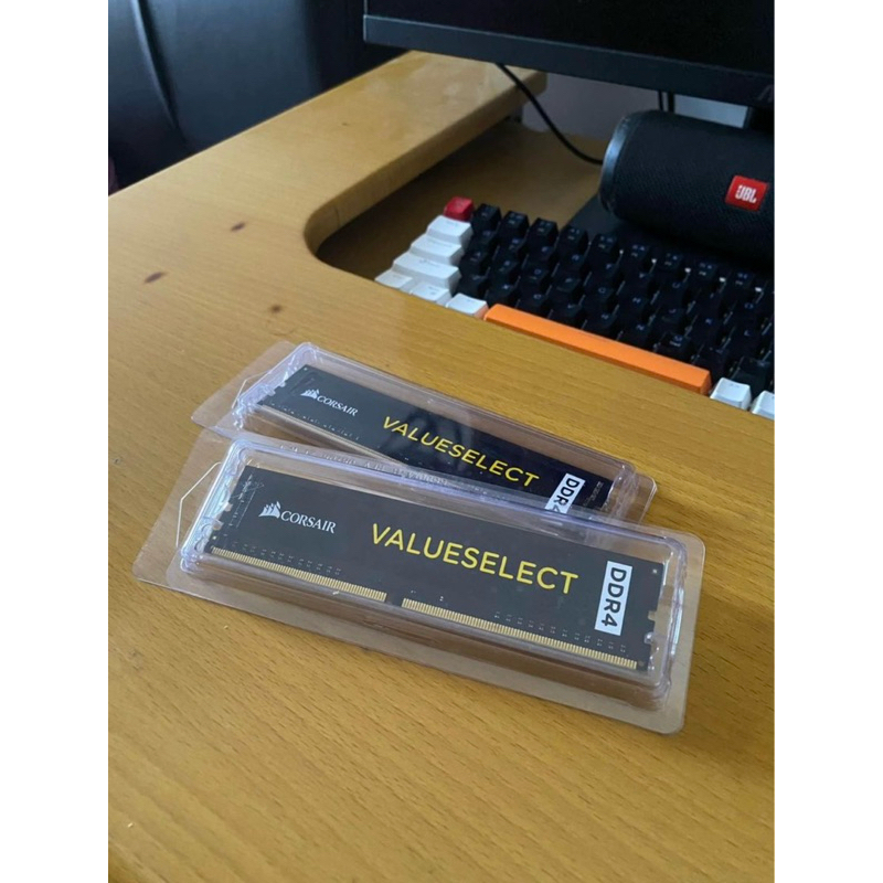 RAM Corsair DDR4 8Gb(4x2)