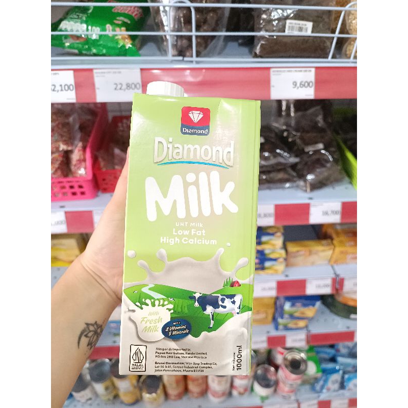 

[ 1000 ML ] Susu Diamond Full Cream UHT Low Fat 1000 Ml