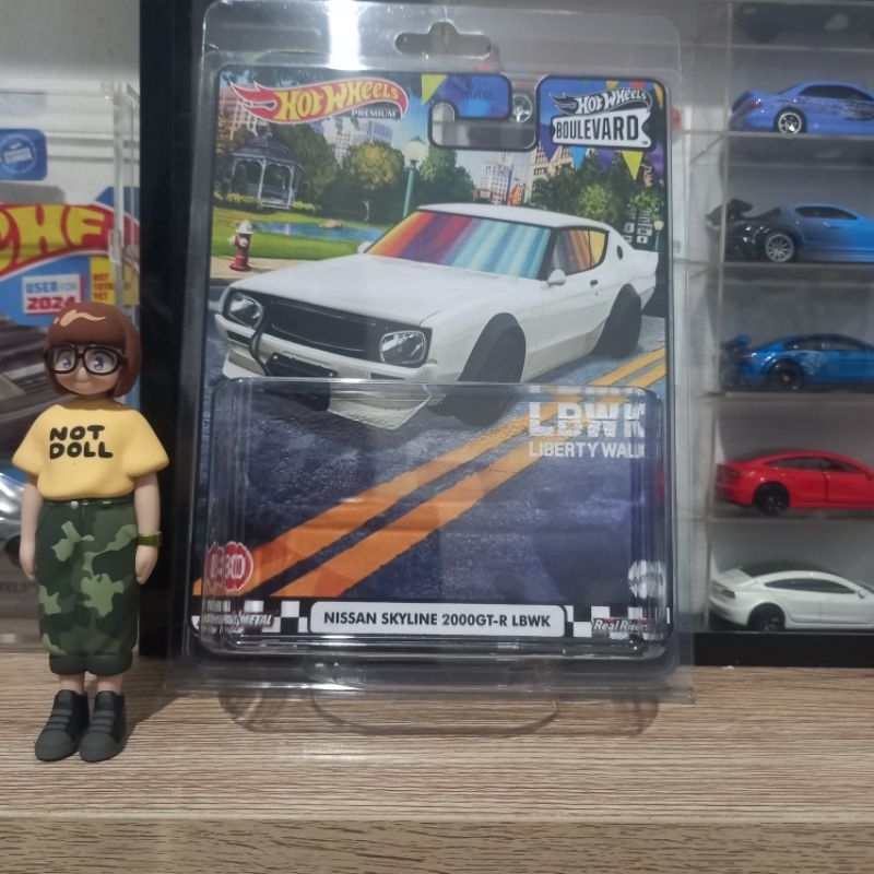 Custom Card Nissan Skyline 2000GT-R LBWK Boulevard Hot Wheels