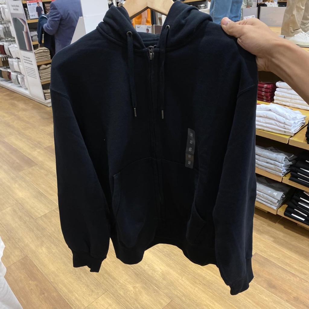 Jastip. Hoodie Zipper Uniqlo (Man)