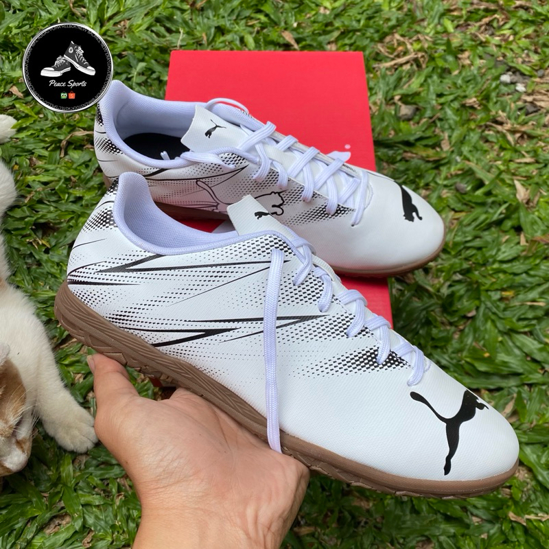 Sepatu Futsal Puma Attacanto IT White Original BNIB
