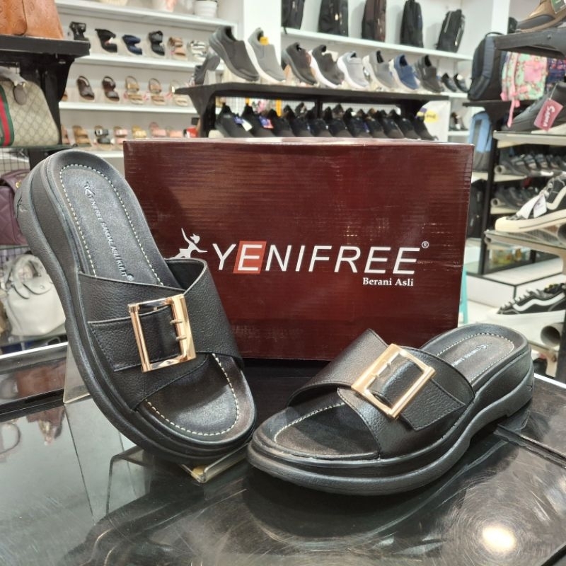 Sandal Wanita YENIFREE | Crane 002 | Hitam | Bahan Kulit