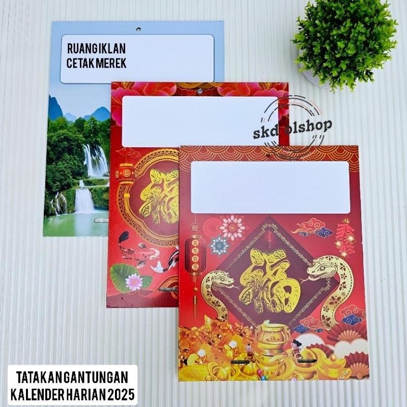 

Tatakan papan kalender harian sobek 2025 gantungan kalender harian 2025 25x30cm