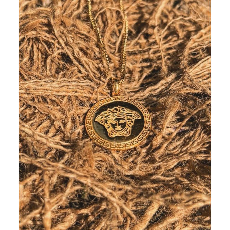 kalung versace