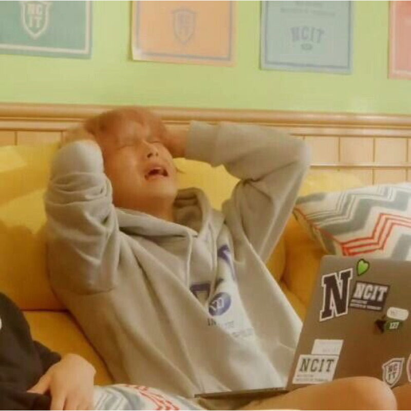 NARCISSISM GO DEYUNJUN