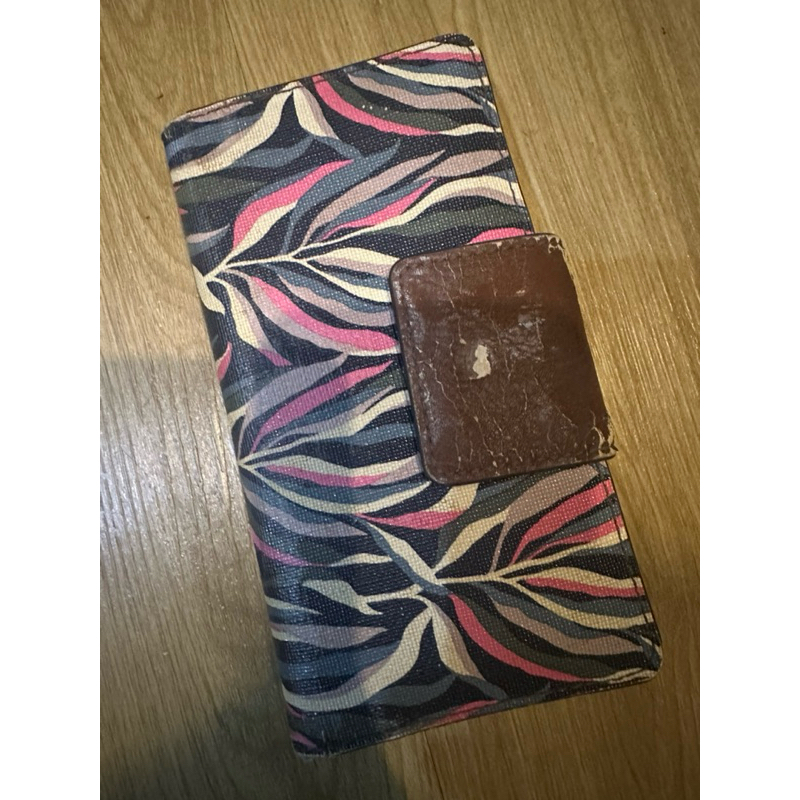 Dompet fossil preloved