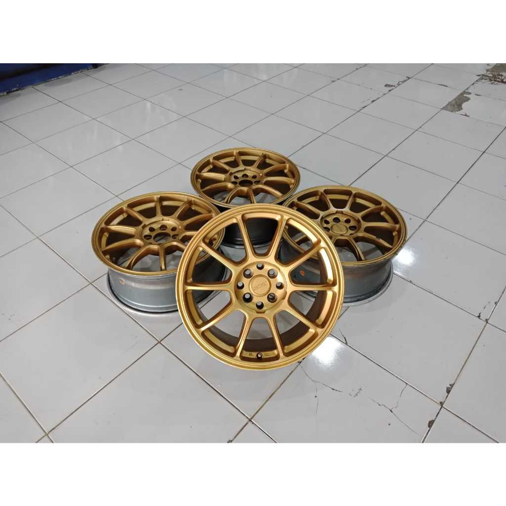 PELEK RAYS ZE40 RING 17 LUBANG 4X100/114 GOLD SEKEN MURAH