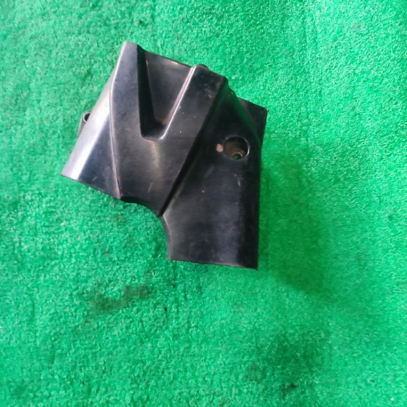 tutup gir depan tutup rantai original Revo absolute blade 110