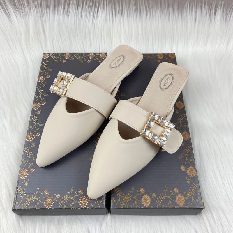 sandal loaver fresha