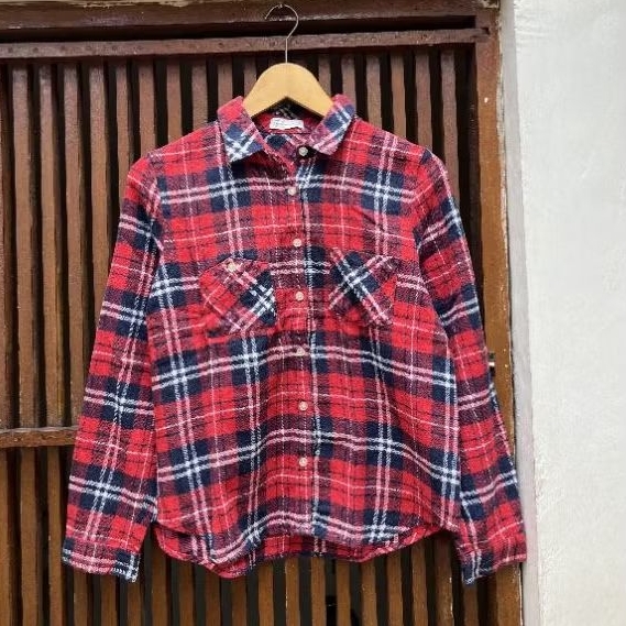 Preloved Kemeja Flanel Merah E Hyphen World Gallery