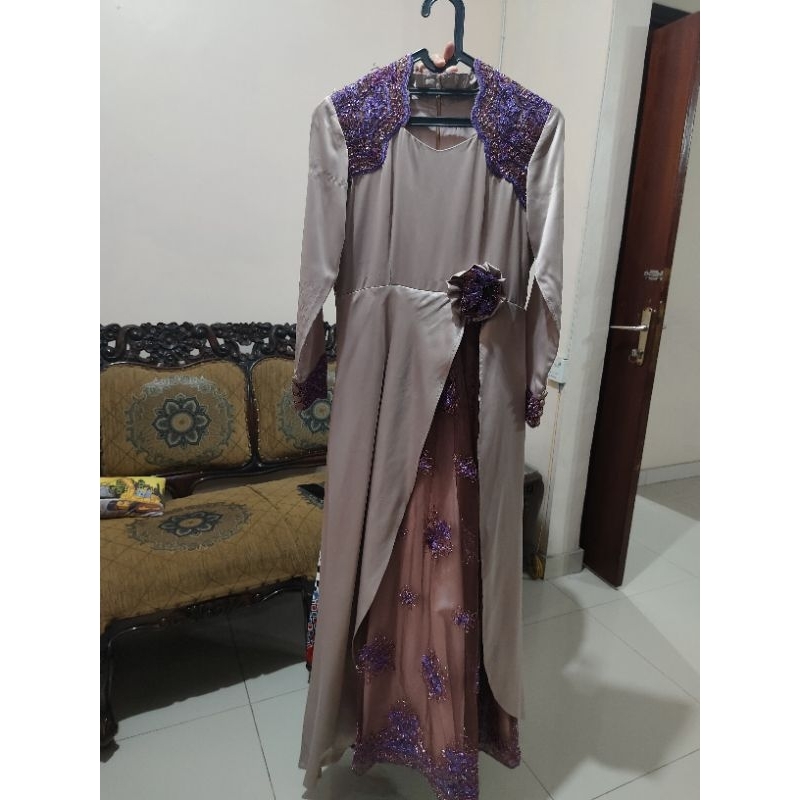 Gaun Wanita Preloved size S warna ungu muda