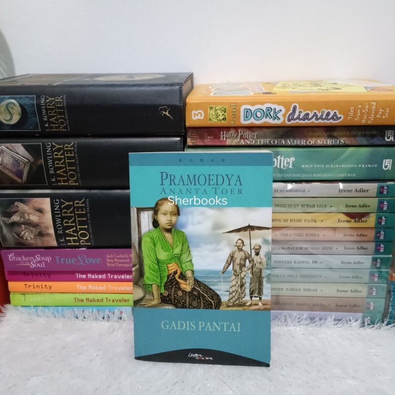 [PRELOVED ORI] Gadis Pantai - Pramoedya Ananta Toer