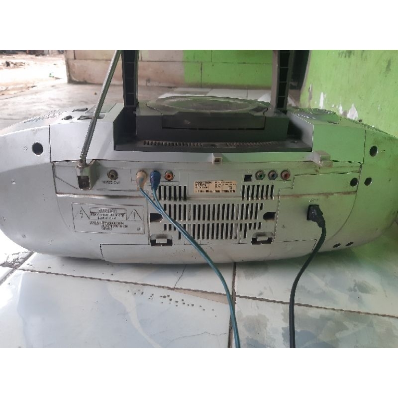 COMPO /RADIO POLYTRON GD-712M