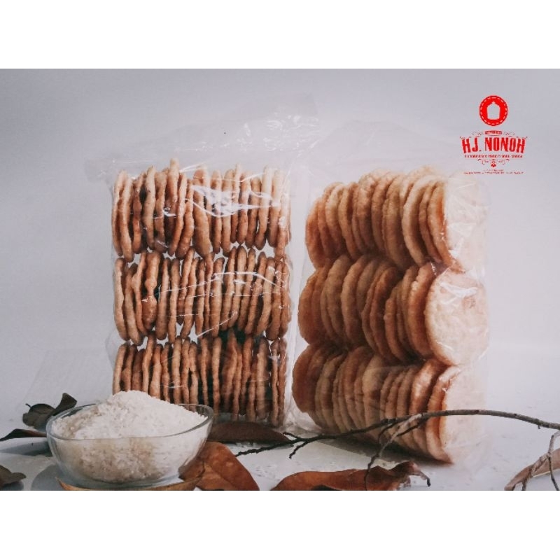 

HJ. NONOH Kerupuk Cemilan Opak Kembung Bakar 340 gram Asin Gurih