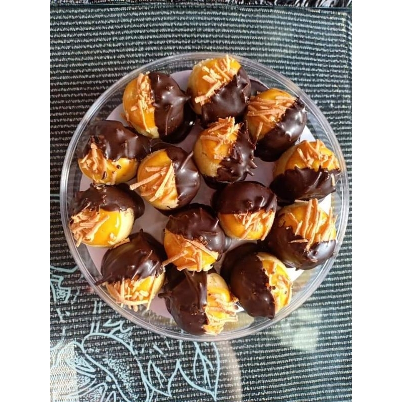 

Nastar coklat keju