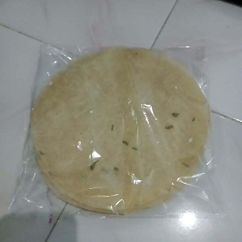 

Kerupuk ubi/kerupuk kuah/kerupuk leak Mentah