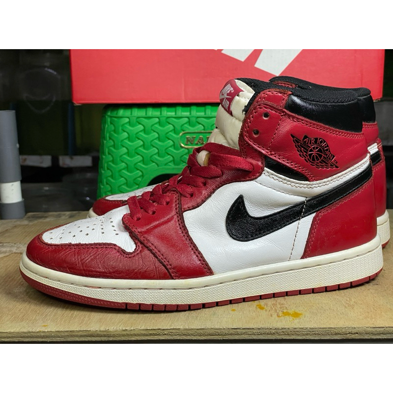 Sepatu Second Atau Preloved Size 40, AIR JORDAN 1 HIGH CHICAGO