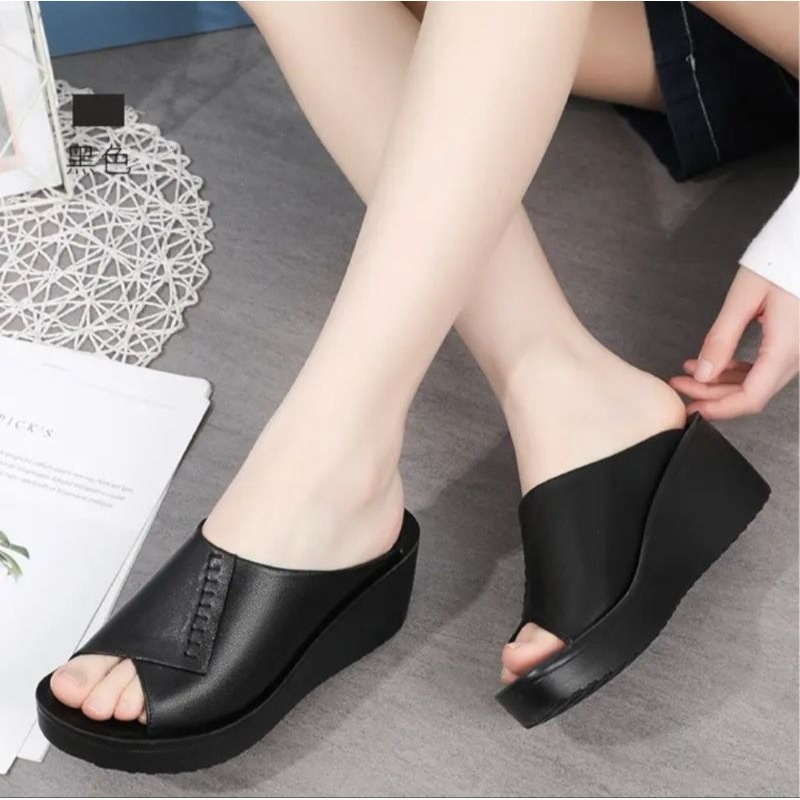 Sandal Wedges Wanita Hak tinggi Model Terbaru