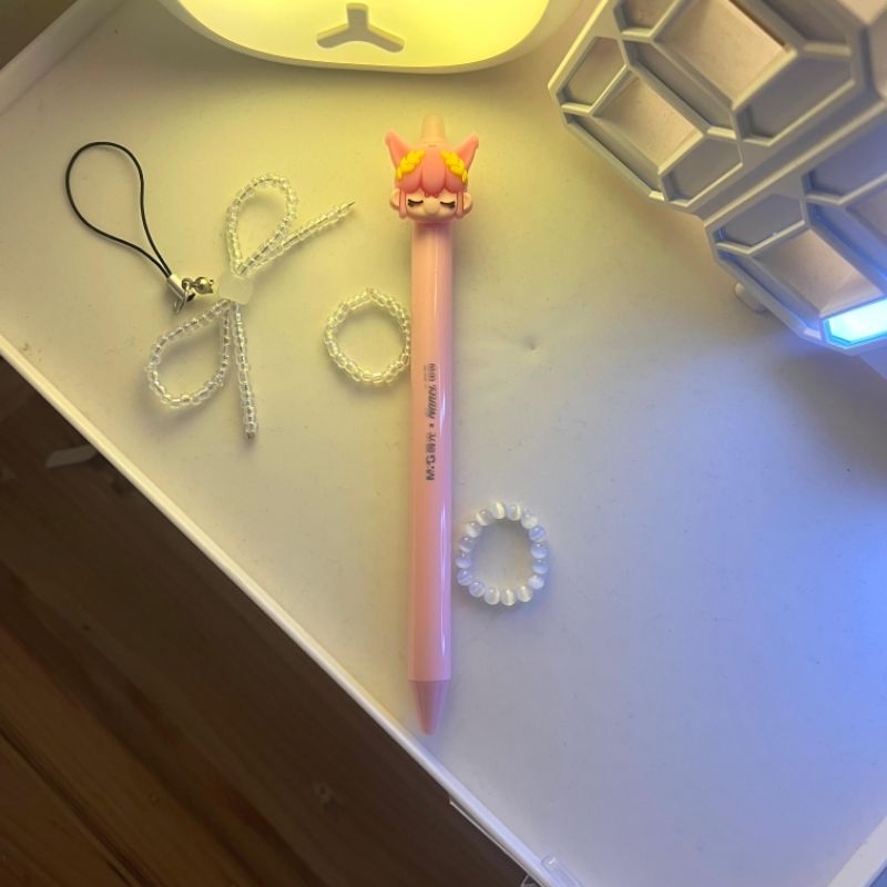 

[bitstuffs] pulpen hapus nanci pink