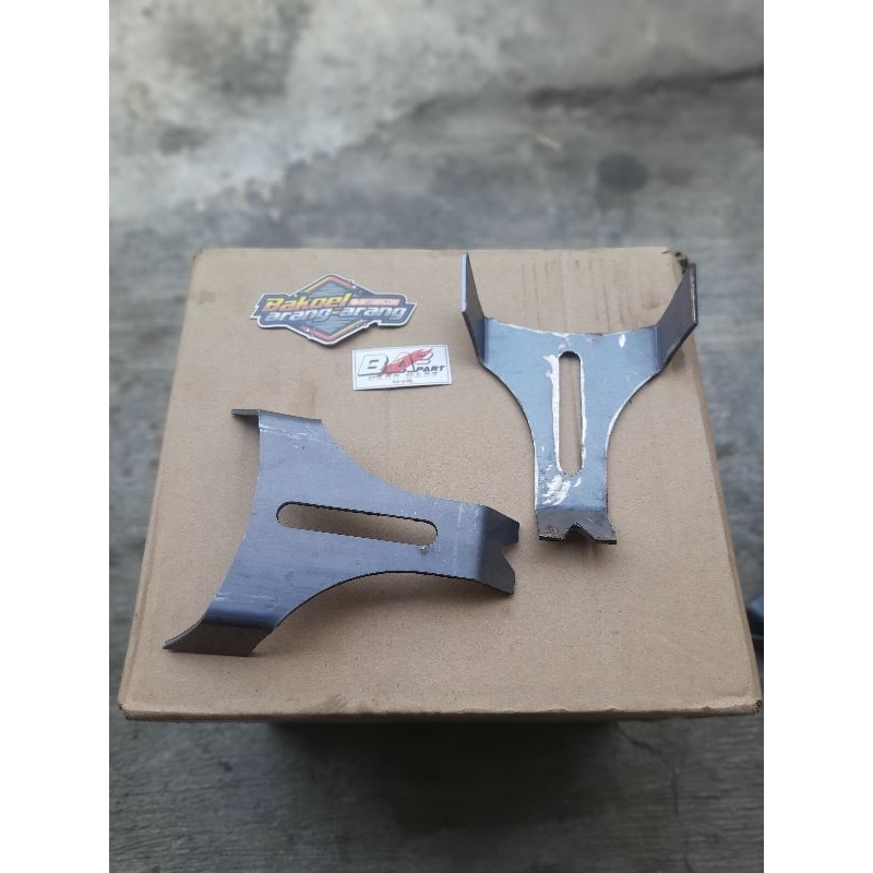 dudukan tangki cb gl 100 gl max pro tandokan tangki belakang cb gl gl100 gl max pro besi tebal