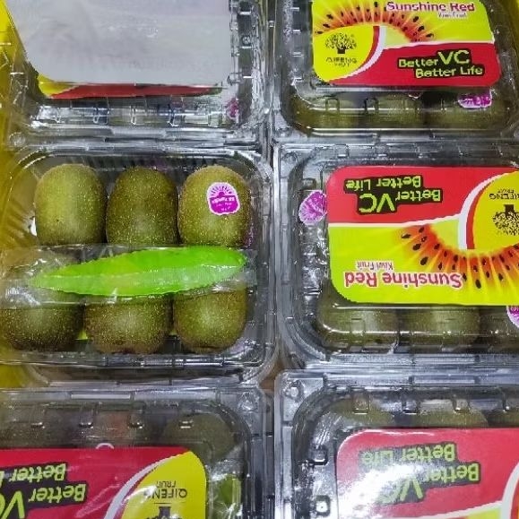 

[KIWI MERAH SULTAN KIRIM INSTAN/SAMEDAY] Red Kiwi kemasan 500gr isi 6buah manis segar enak