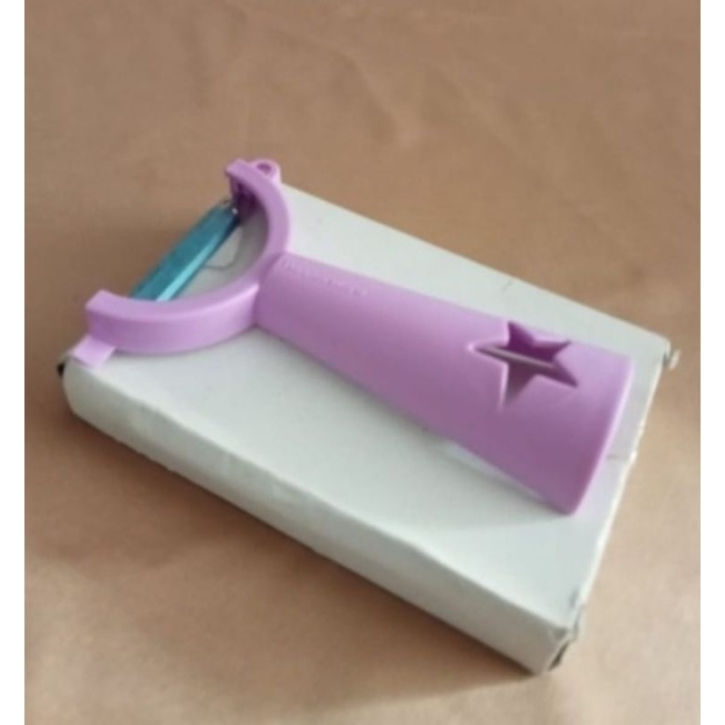 Peeler Tupperware