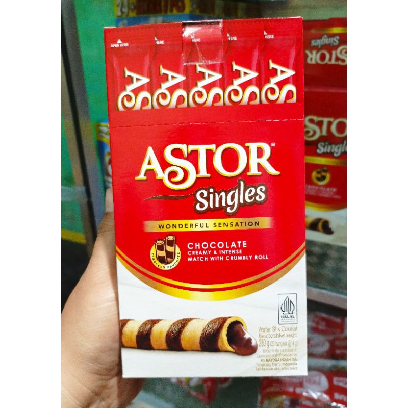 

Astor singles wafer stik coklat box isi 20pc