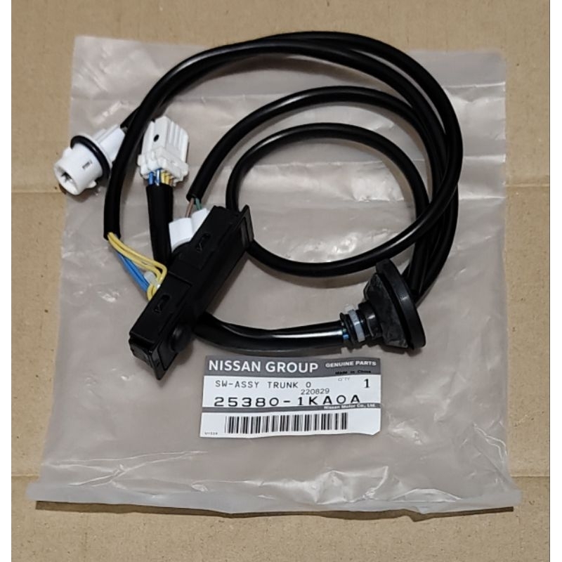 switch pintu bagasi nissan juke