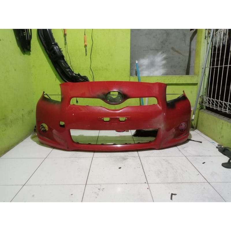 bemper depan yaris tahun 2012