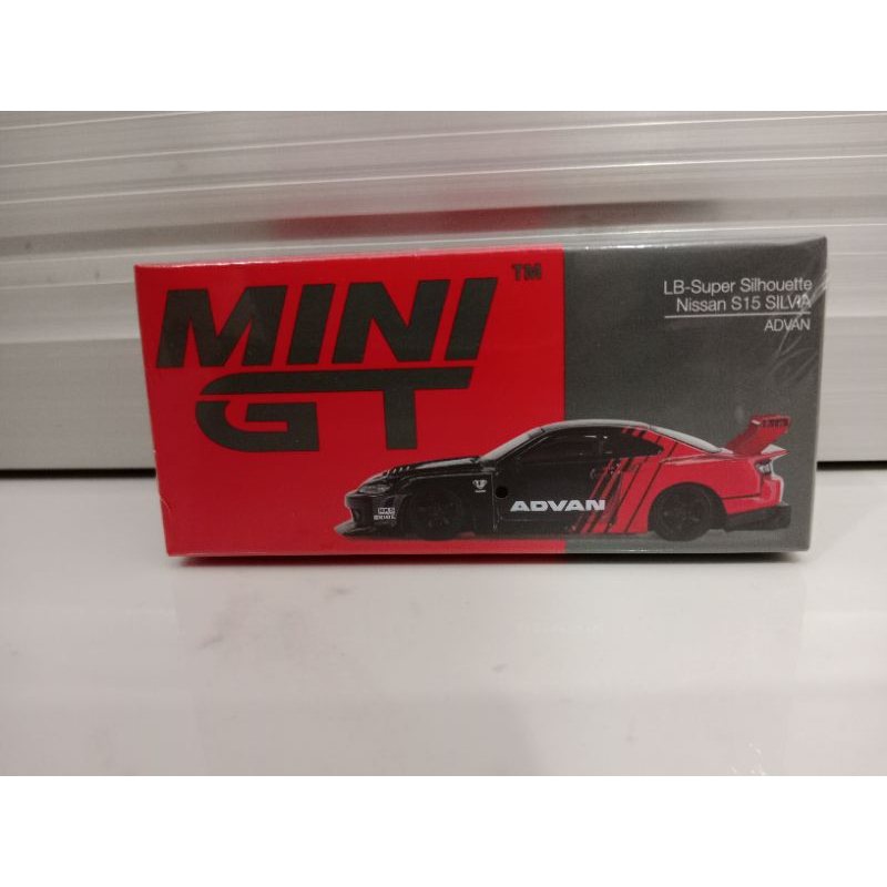 Mini GT LBWK S15 Advan