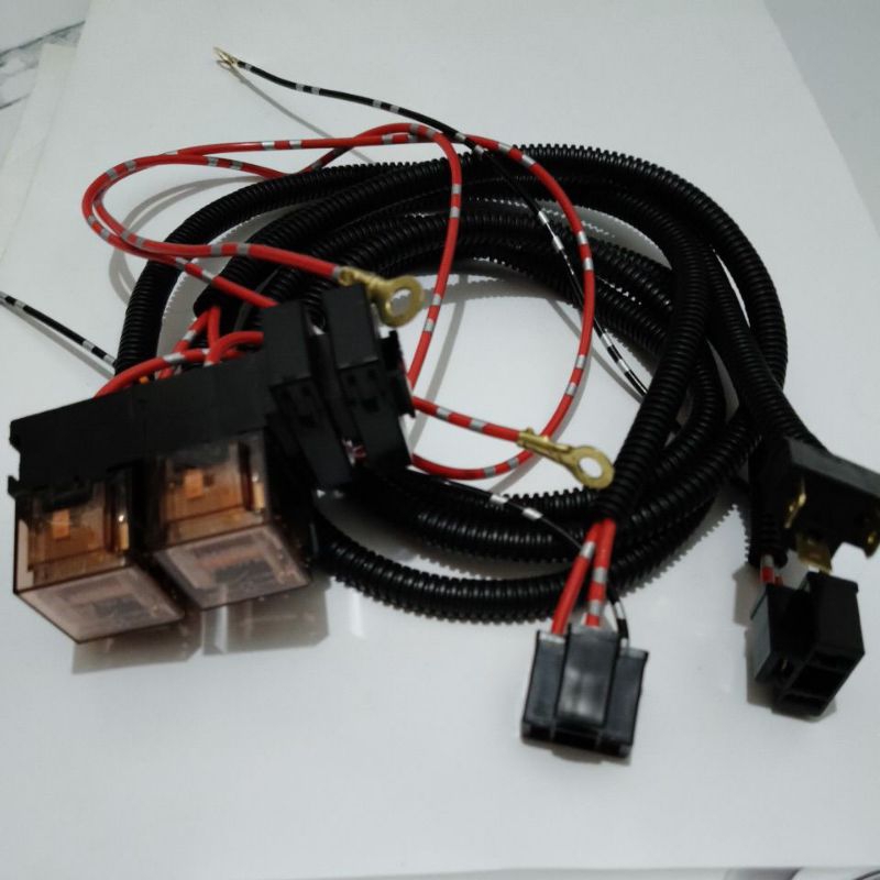 relay untuk lampu H4;mobil PNP