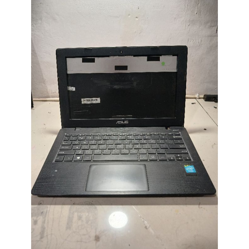 Casing Asus X200CA X200MA