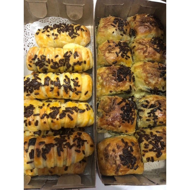 

paket 10 Bolen Pisang mantap