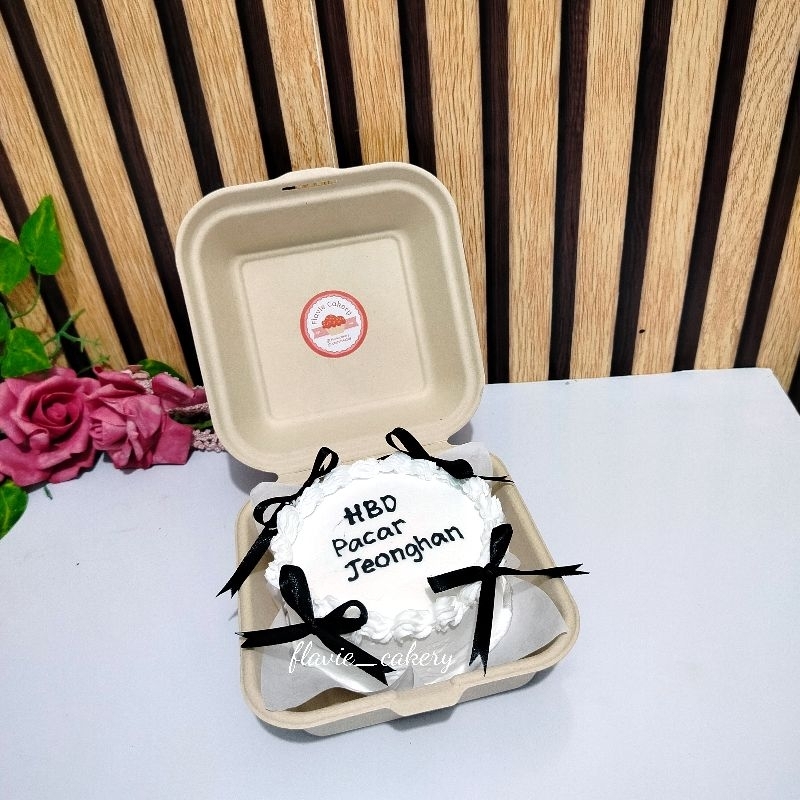 

Bento Cake Coquette Pita Full whipcream