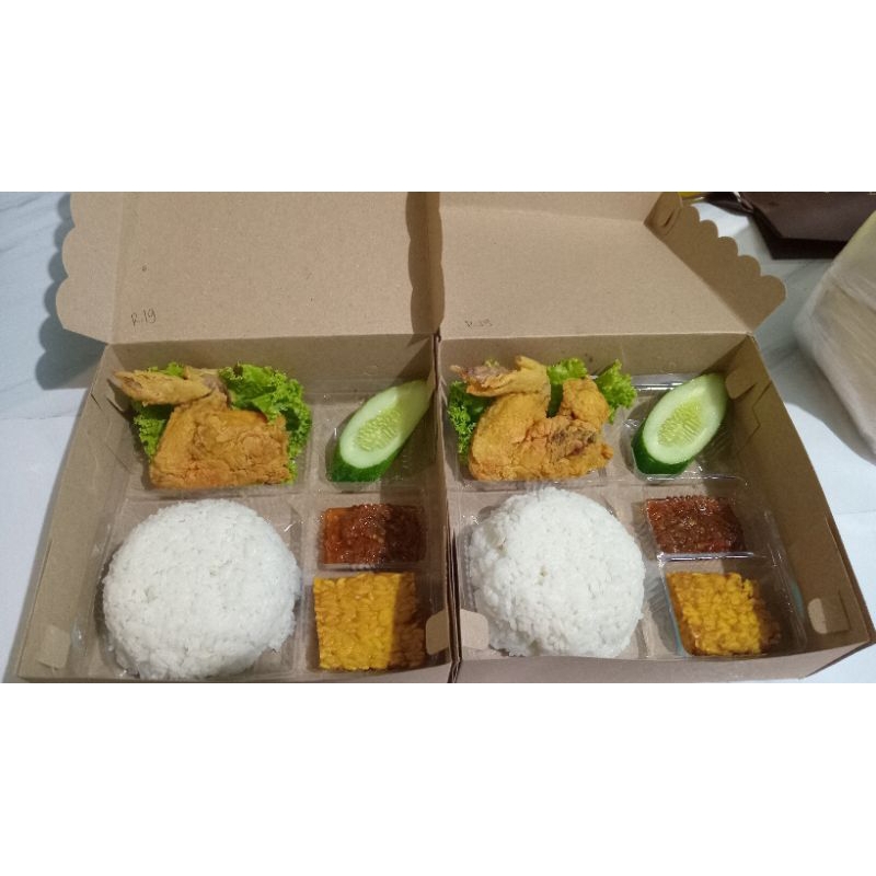 

nasi kotak lalapan malang / nasi kotak malang murah / naskot acara apapun