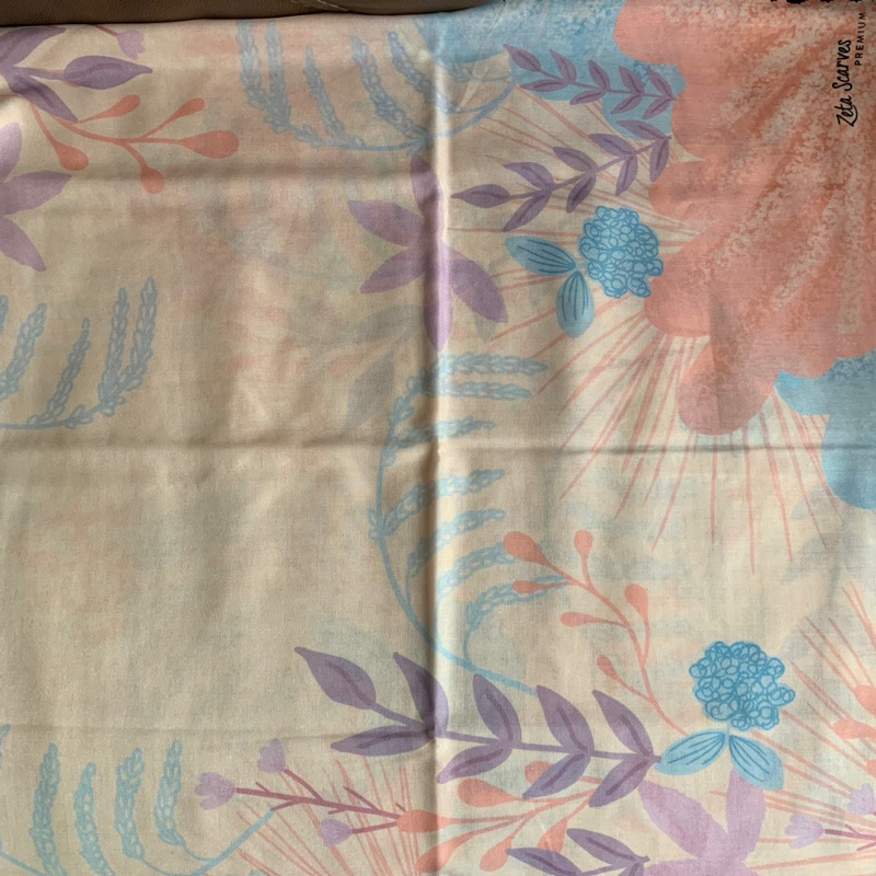 Zeta Scarves Premium (Preloved)