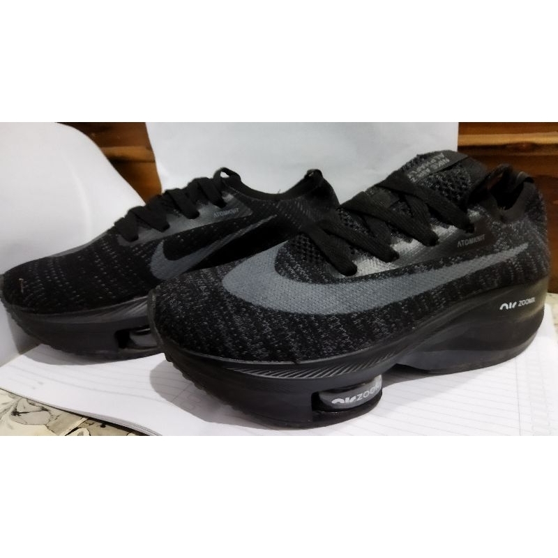 SEPATU RUNNING NIKE AIR ZOOM SECOND,NIKE, SEPATU, SEPATU RUNNING, SEPATU LARI,12 MENIT,NIKE