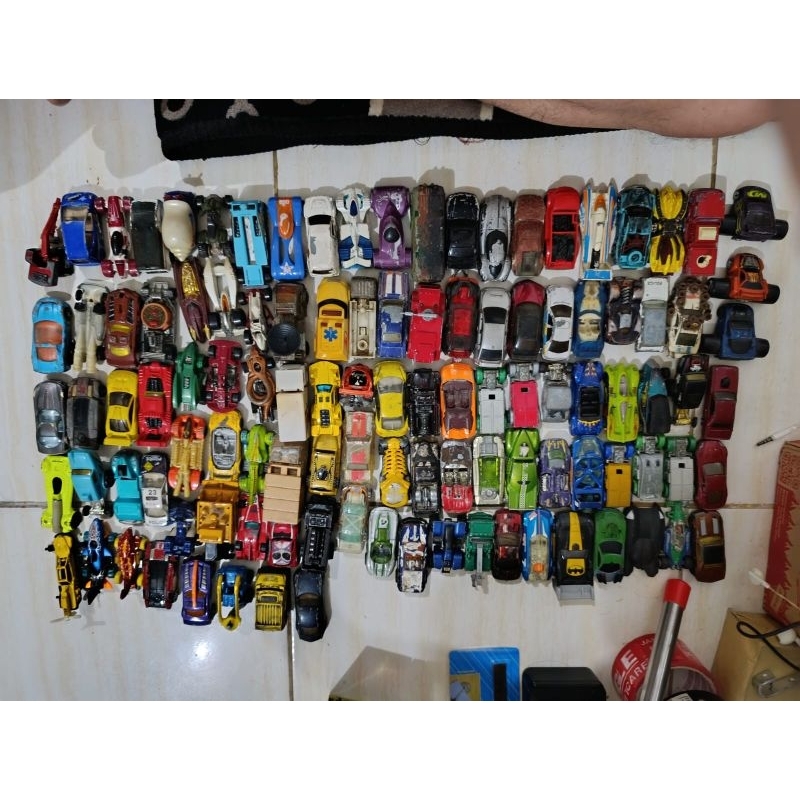 DIECAST JUNK H.W