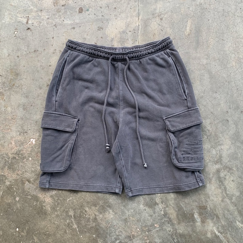 Celana Pendek Cargo New Balance x Thisisneverthat