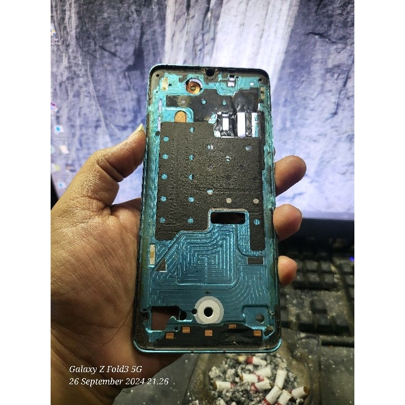 frame bezel tatakan lcd huawei p30 pro original copotan mulus 95%